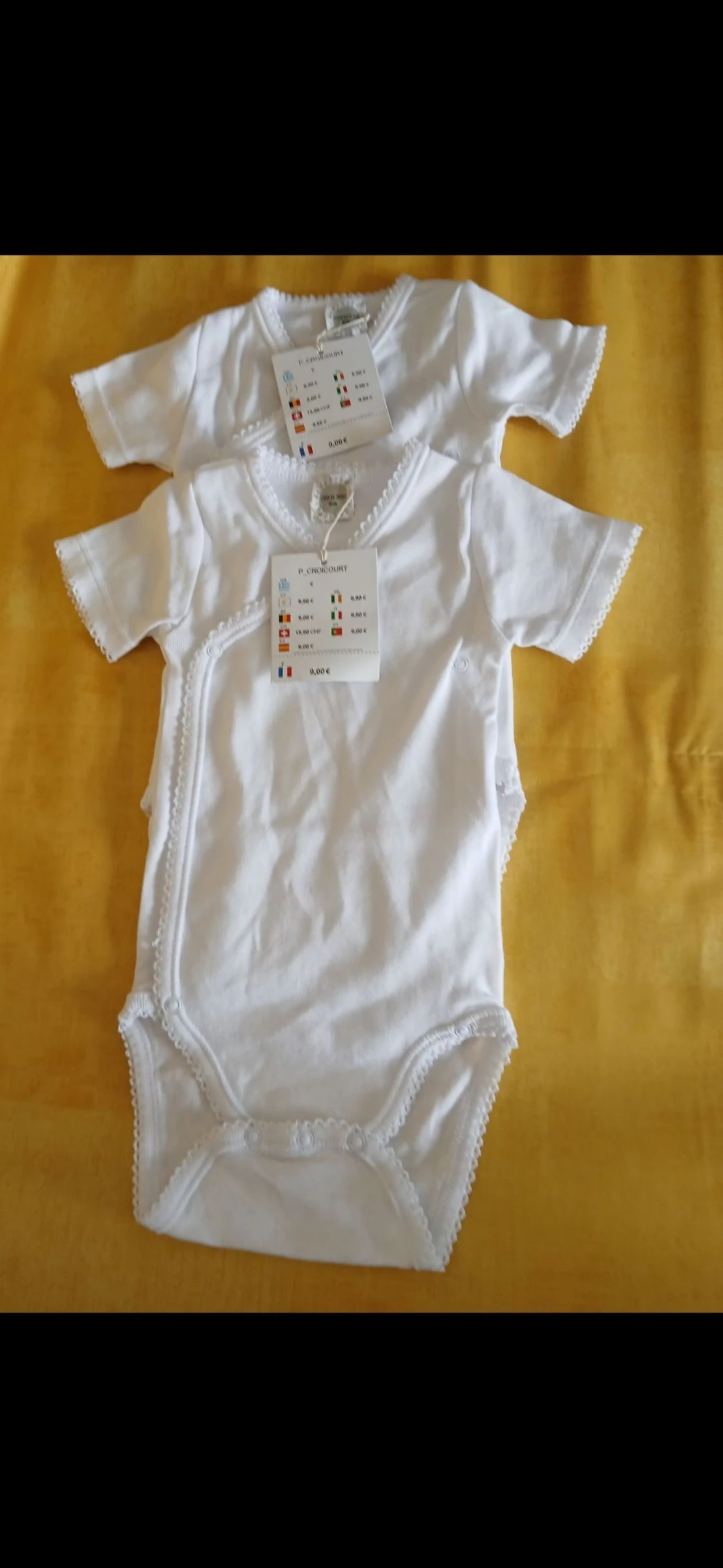 Lot 2 bodies manches courtes mixte DPAM 67 cm 6 mois